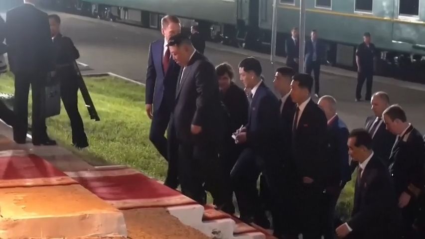 Video: Kim v obrněném vlaku přijel do Ruska. Přijal ho ministr ekologie
